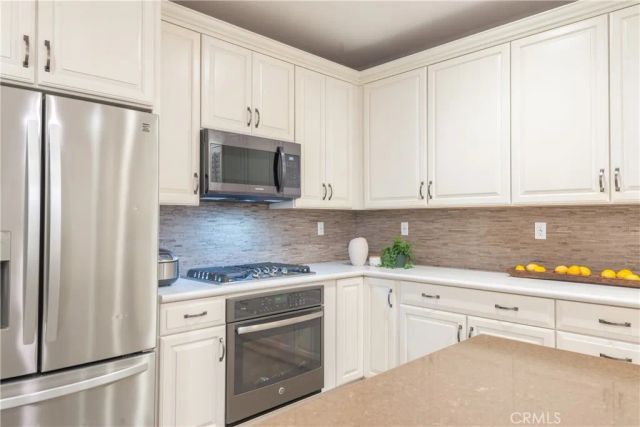 120 Mongoose, Irvine, CA 92618