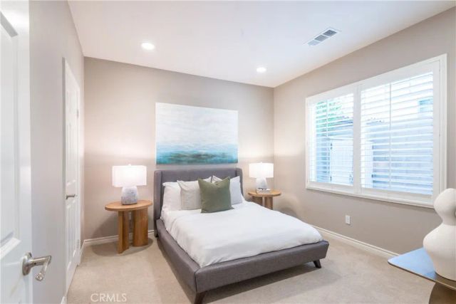 120 Mongoose, Irvine, CA 92618