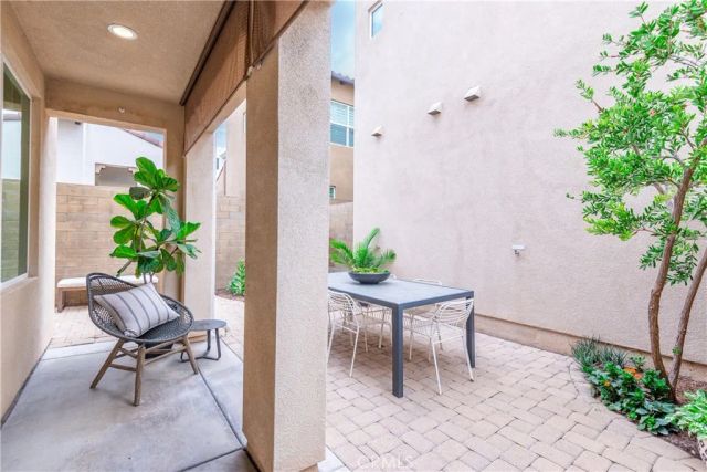 120 Mongoose, Irvine, CA 92618