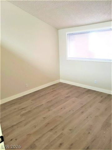 5118 Garden Lane C, Las Vegas, NV 89119