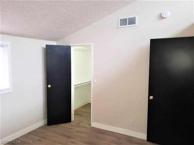 5118 Garden Lane C, Las Vegas, NV 89119