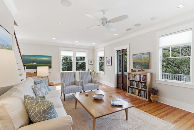 64 Lenwood Boulevard Apt C, Charleston, SC 29401