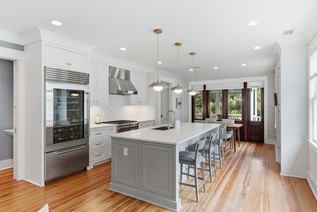 64 Lenwood Boulevard Apt C, Charleston, SC 29401