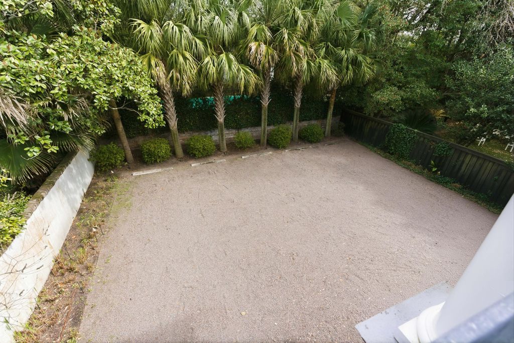 Image 34 of property listing at 64 Lenwood Boulevard Apt C, Charleston, SC 29401