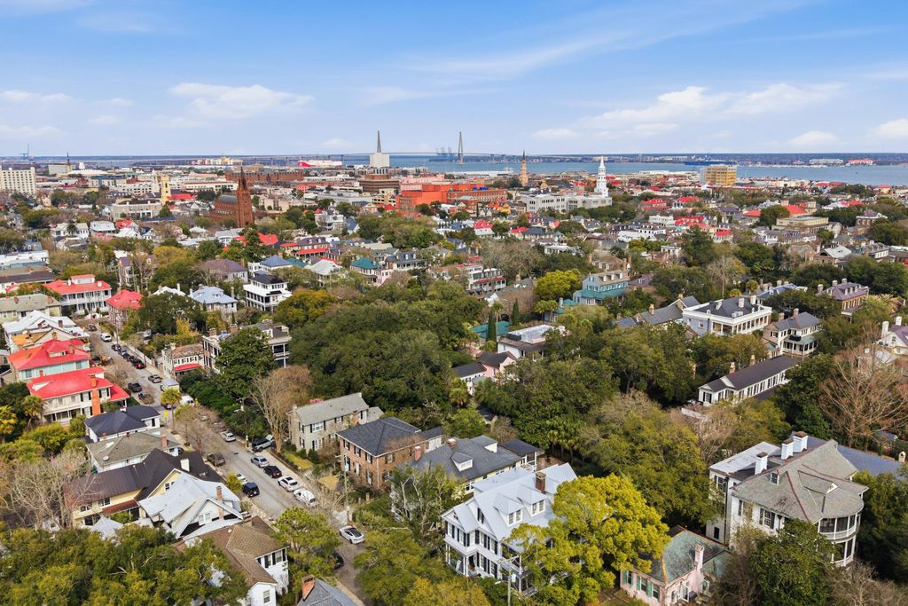 Image 37 of property listing at 64 Lenwood Boulevard Apt C, Charleston, SC 29401