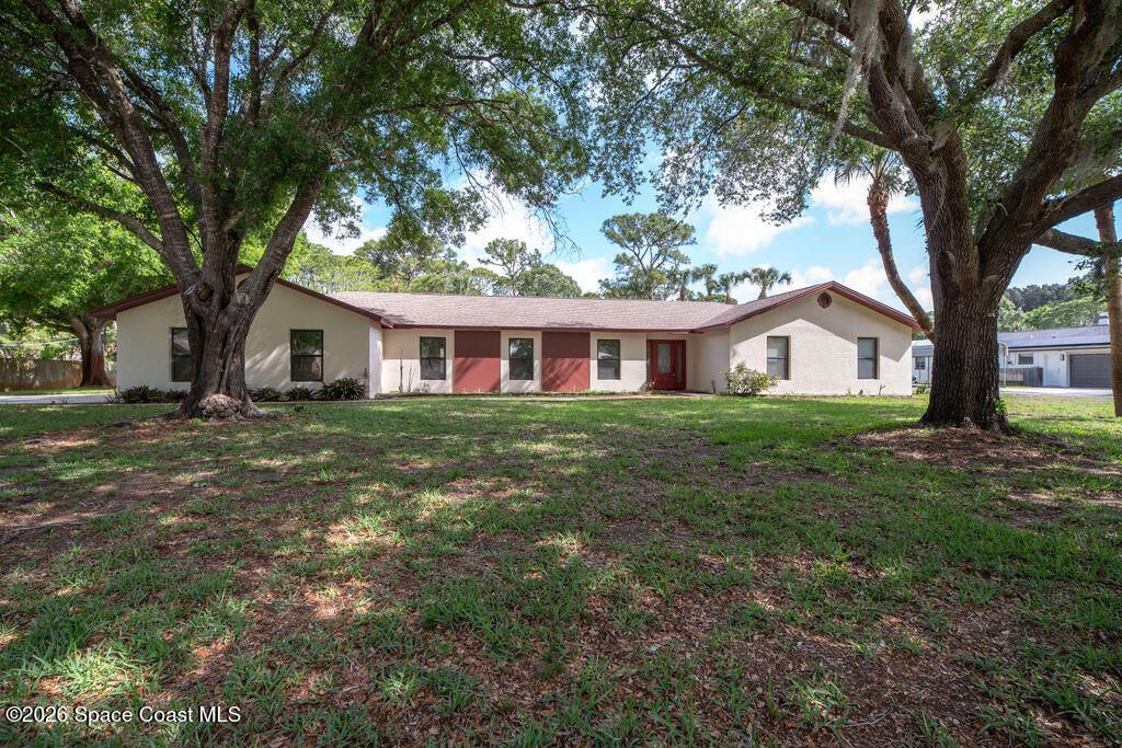 5290 Pina Vista Drive, Melbourne, FL 32934