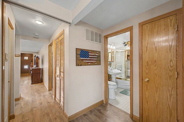 12801 S Exchange Avenue, Chicago, IL 60633