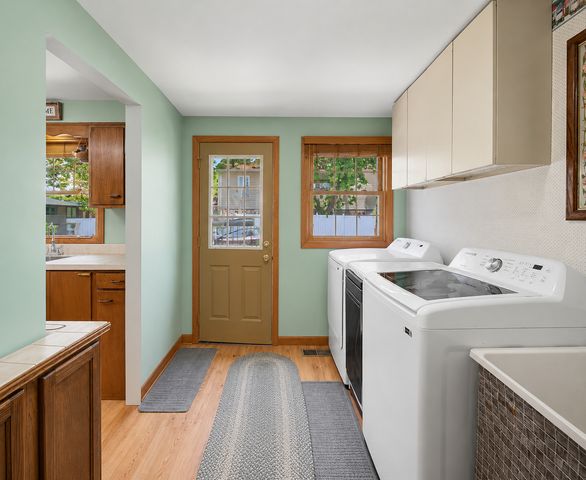 12801 S Exchange Avenue, Chicago, IL 60633
