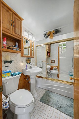 12801 S Exchange Avenue, Chicago, IL 60633