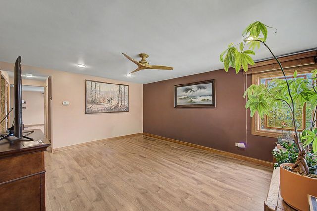 12801 S Exchange Avenue, Chicago, IL 60633