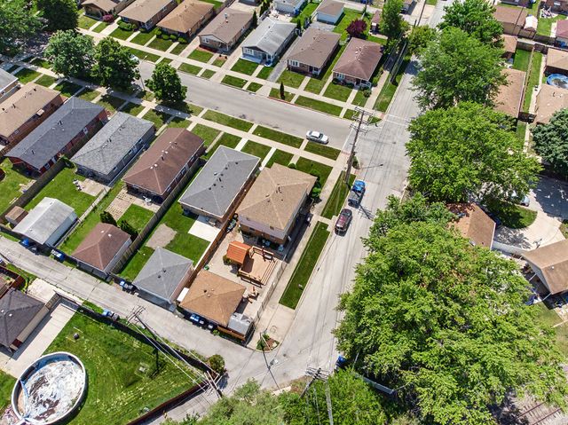 12801 S Exchange Avenue, Chicago, IL 60633