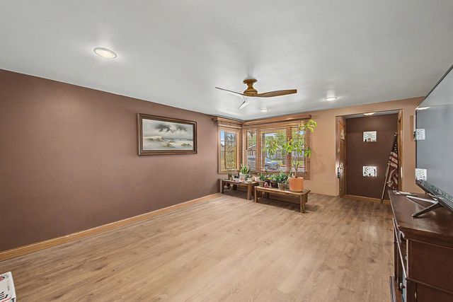 12801 S Exchange Avenue, Chicago, IL 60633