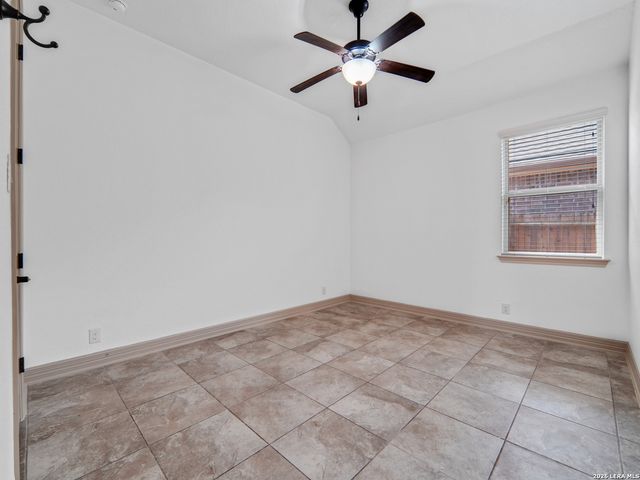 904 BEECHWOOD, New Braunfels, TX 78130