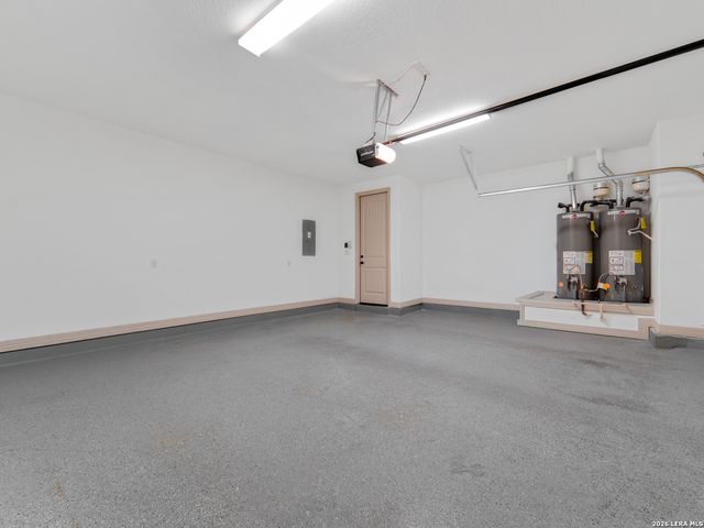 904 BEECHWOOD, New Braunfels, TX 78130