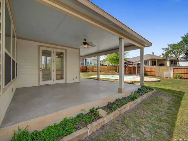 904 BEECHWOOD, New Braunfels, TX 78130