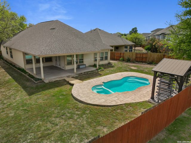 904 BEECHWOOD, New Braunfels, TX 78130