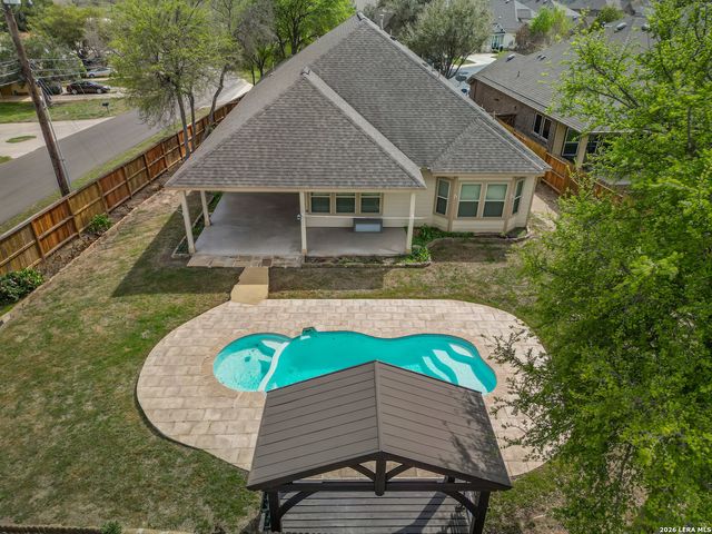 904 BEECHWOOD, New Braunfels, TX 78130
