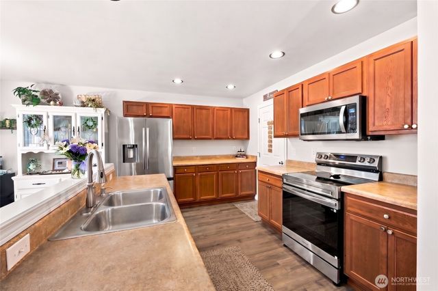 5118 203rd Street Ct E, Spanaway, WA 98387