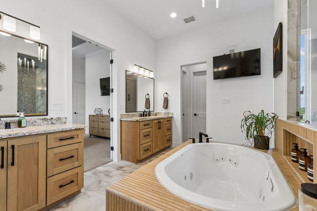 12311 Bella Cirro Drive, Fort Worth, TX 76126