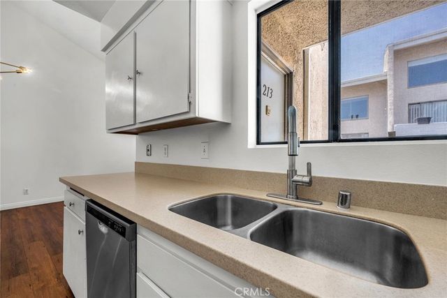 10521 National Blvd. 213, Los Angeles, CA 90034