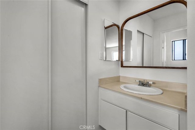 10521 National Blvd. 213, Los Angeles, CA 90034