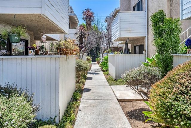 10521 National Blvd. 213, Los Angeles, CA 90034