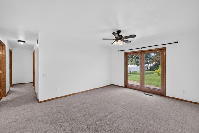 323 Santa Fe Trail, Waunakee, WI 53597