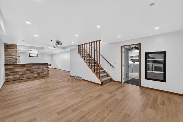 323 Santa Fe Trail, Waunakee, WI 53597