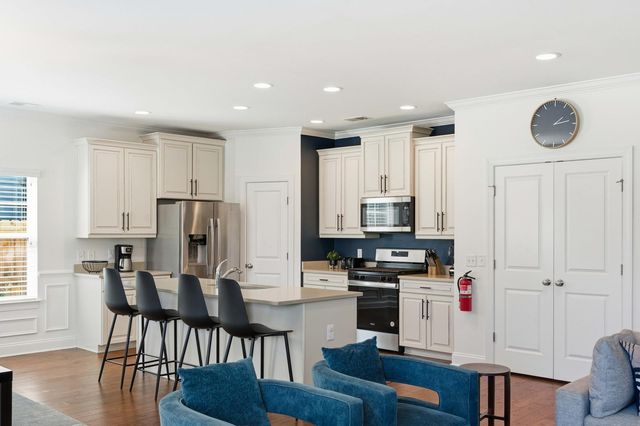 1169 Sumner Avenue, North Charleston, SC 29406