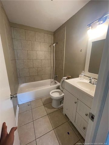 3035 Wedgewood Drive 3, Fayetteville, NC 28301