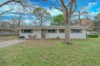 8545 Parkdale Drive, Shreveport, LA 71108