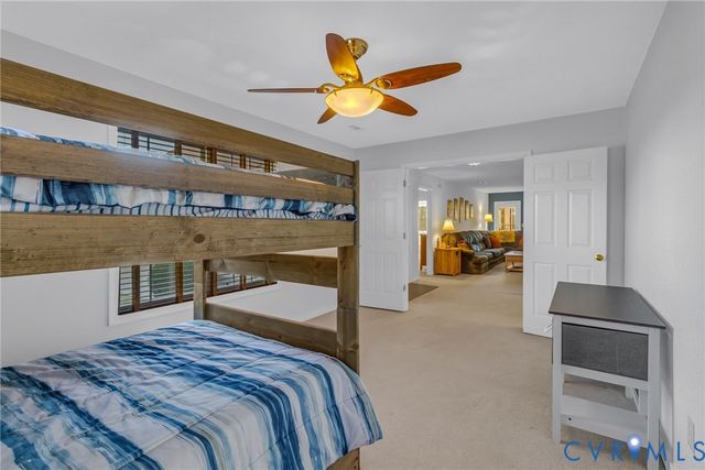 196 Matthews Cove Dr, Montross, VA 22520
