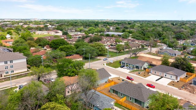 509-511 Hudson St, Seguin, TX 78155