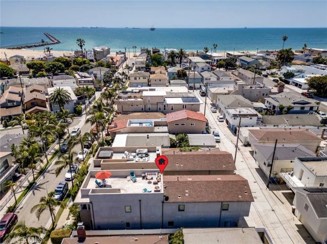 129 Dolphin, Seal Beach, CA 90740