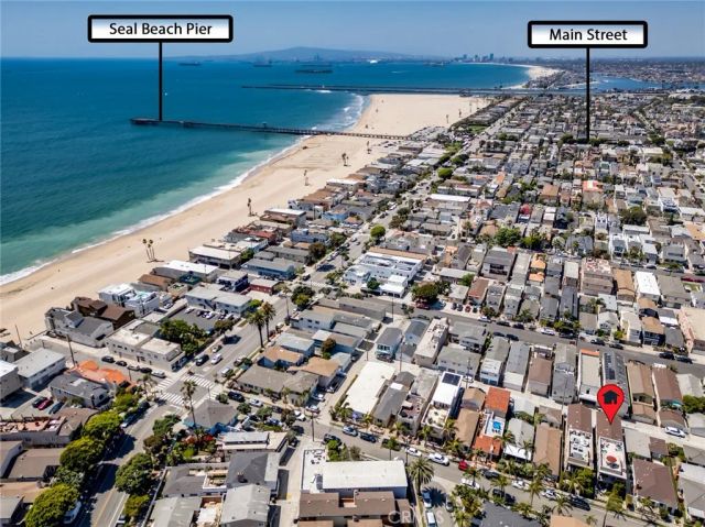 129 Dolphin, Seal Beach, CA 90740