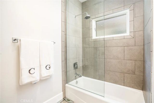 129 Dolphin, Seal Beach, CA 90740