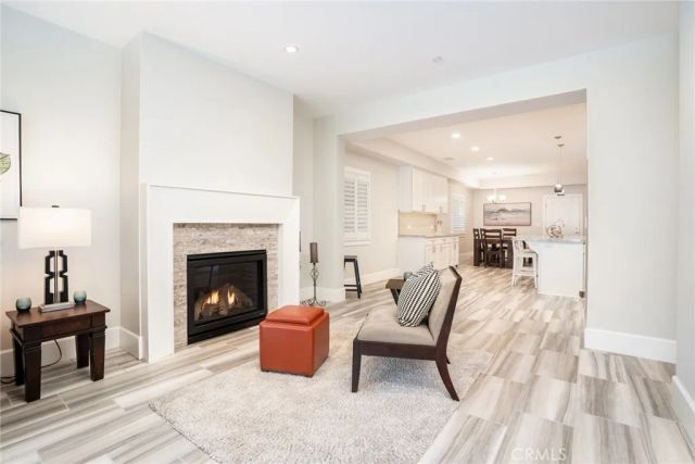 129 Dolphin, Seal Beach, CA 90740