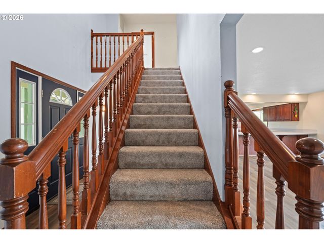 4955 GREEN MOUNTAIN Rd, Kalama, WA 98625