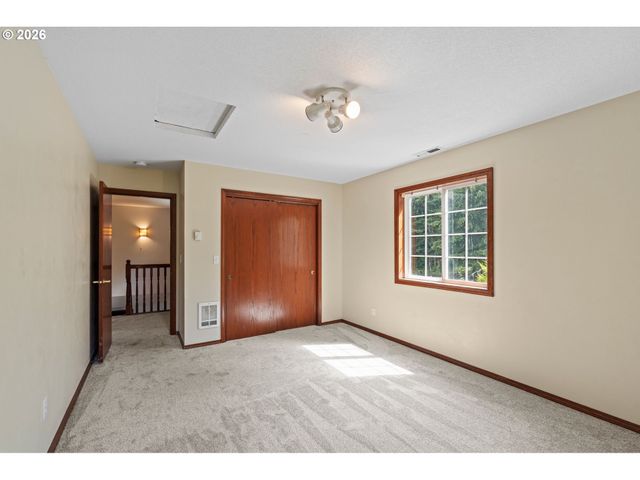 4955 GREEN MOUNTAIN Rd, Kalama, WA 98625