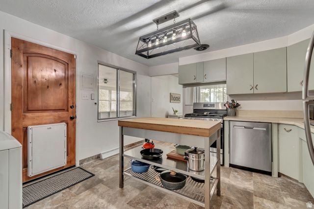 1384 N 475 W, Sunset, UT 84015