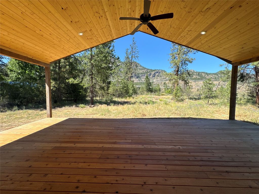 Image 6 of property listing at 10 Panorama Lane, Plains, MT 59859