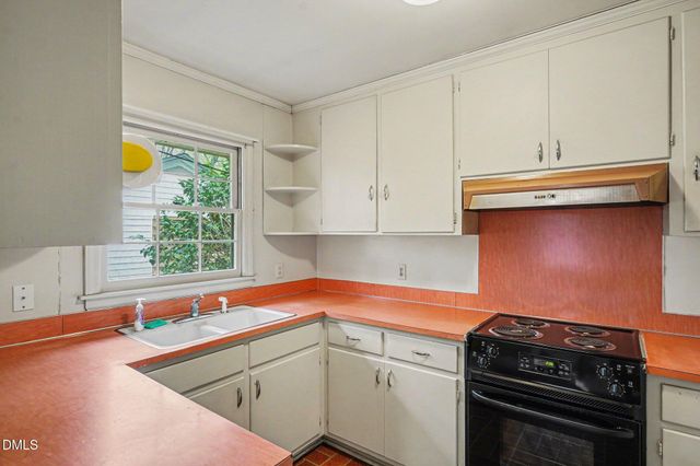 2009 Dartmouth Drive, Durham, NC 27705