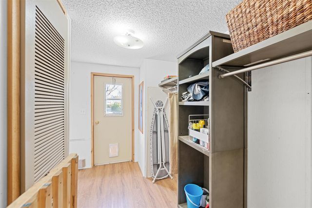 4720 W Pleasant Hill Rd, Salina, KS 67401