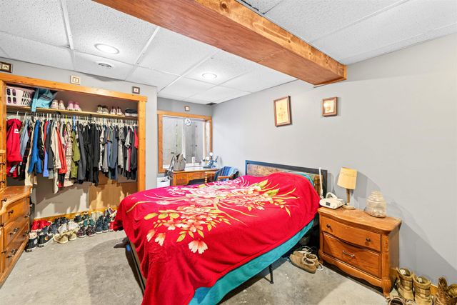 4720 W Pleasant Hill Rd, Salina, KS 67401