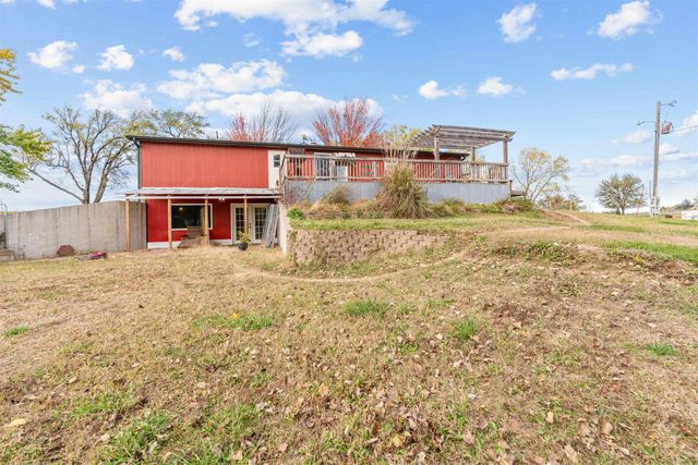 4720 W Pleasant Hill Rd, Salina, KS 67401