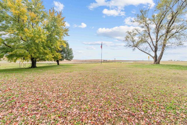 4720 W Pleasant Hill Rd, Salina, KS 67401