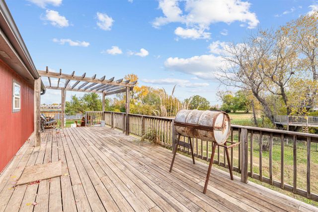 4720 W Pleasant Hill Rd, Salina, KS 67401