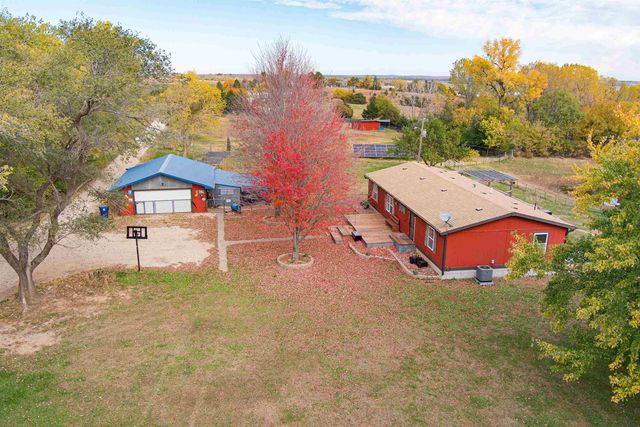 4720 W Pleasant Hill Rd, Salina, KS 67401