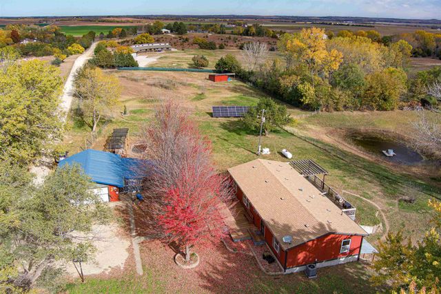 4720 W Pleasant Hill Rd, Salina, KS 67401