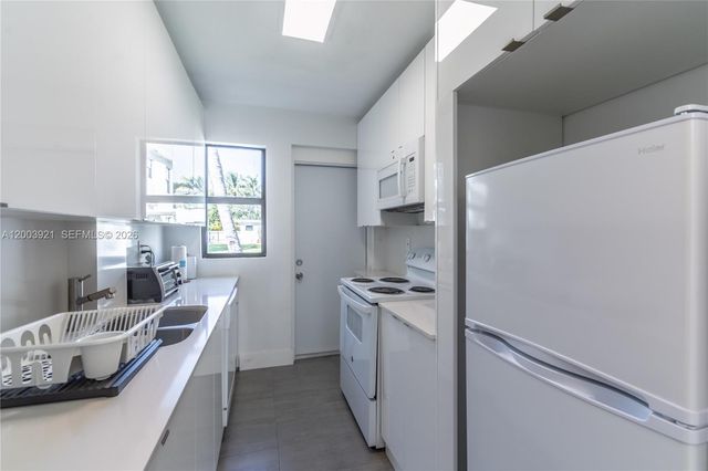 12344 NE 9th Ave 12344, North Miami, FL 33161